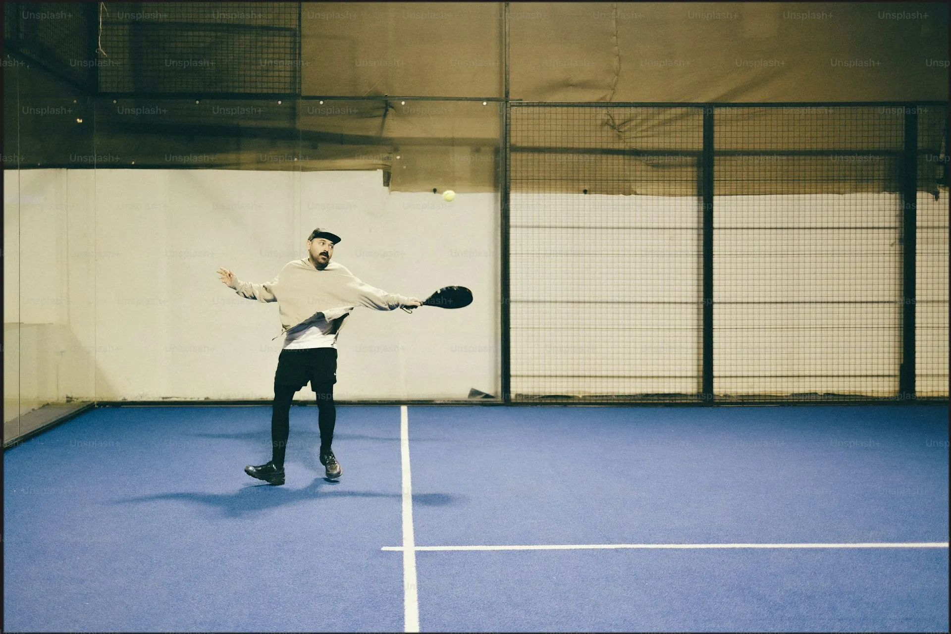 Defesa contra um smash no padel